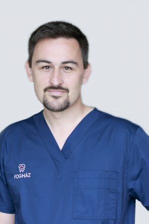 Dr. Restár László